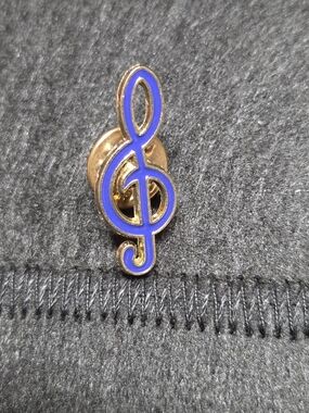 **Gold Treble Clef Enamel Pin - Blue**